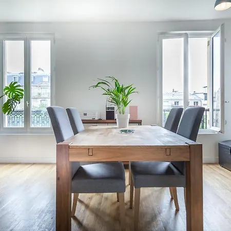 Appartamento Confortable Et Idealement Situe